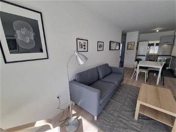 Roomlala | Pokój do wynajęcia w Bobigny