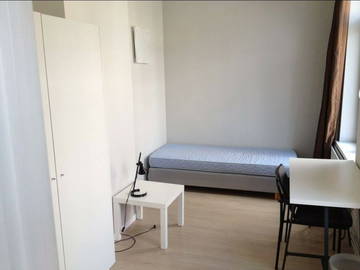 Roomlala | Pokój do wynajęcia w Brukseli