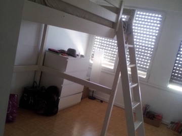 Roomlala | Pokój do wynajęcia w domu rezydenta