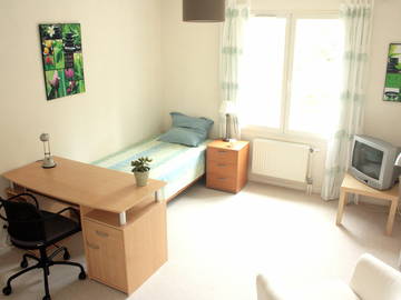 Roomlala | Pokój do wynajęcia w domu w pobliżu Lyonu