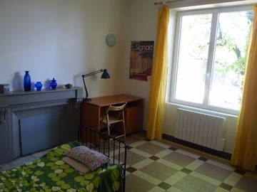 Roomlala | Pokój do wynajęcia w domu z ogrodem