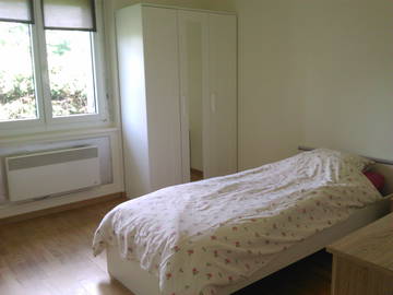 Roomlala | Pokój do wynajęcia w domu z ogrodem