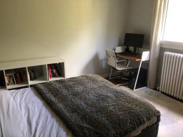 Roomlala | Pokój do wynajęcia w dużym domu z ogrodem, 2 kroki od restauracji