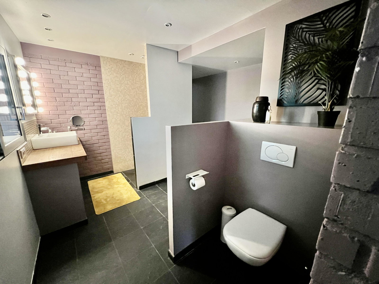 Kolokacja Jouy-en-Josas 568930