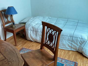 Roomlala | Pokój do wynajęcia w Lozannie dla pracownika, pracownika przygranicznego, innego