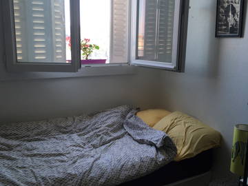 Roomlala | Pokój do wynajęcia w mieszkaniu