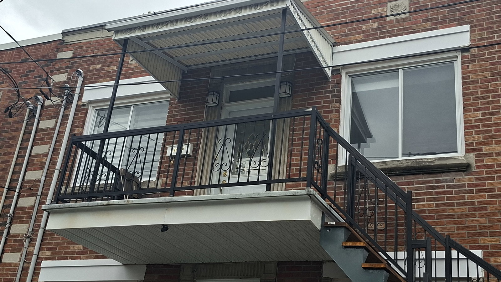 Kolokacja Montreal 636994