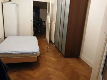 Roomlala | Pokój do wynajęcia w mieszkaniu w La Jonction