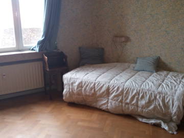 Roomlala | Pokój do wynajęcia w mieszkaniu współdzielonym