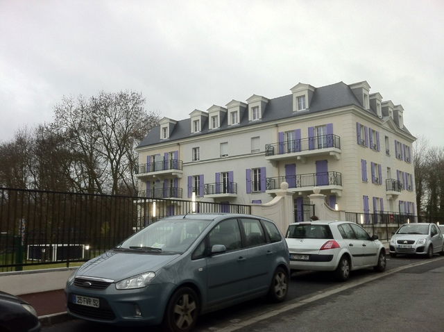 Zakwaterowanie U Rodziny Franconville 44072