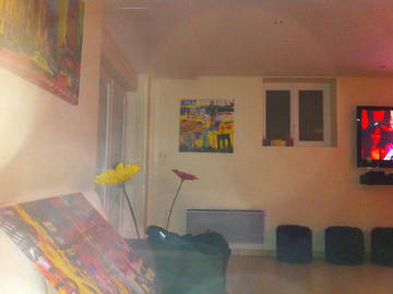 Roomlala | Pokój do wynajęcia w pięknym 2 pokojowym mieszkaniu 10 minut od centrum