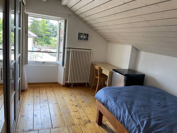 Roomlala | Pokój do wynajęcia w Pretty House