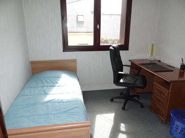 Roomlala | Pokój do wynajęcia w Rezé