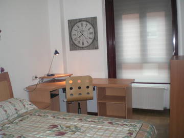 Roomlala | Pokój do wynajęcia z prywatną łazienką