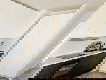 Roomlala | Pokój do wynajęcia z widokiem panoramicznym