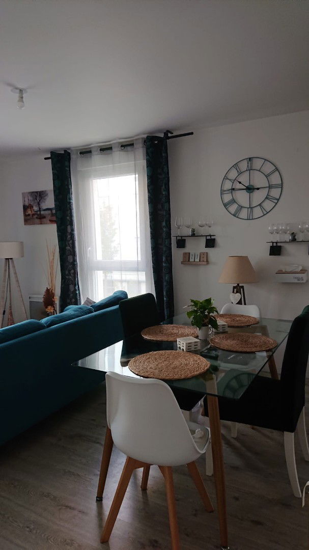 Zakwaterowanie U Rodziny Thiais 377085