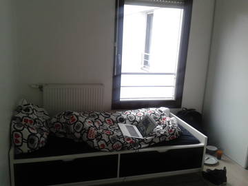 Roomlala | Pokój dostępny w mieszkaniu współdzielonym