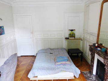Roomlala | Pokój dwuosobowy do wynajęcia 15 minut od Gare De Lyon 