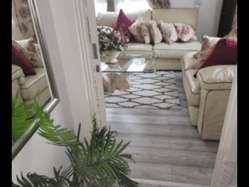 Roomlala | Pokój dwuosobowy umeblowany