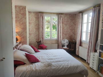 Roomlala | Pokój Dwuosobowy z łazienką w Lou