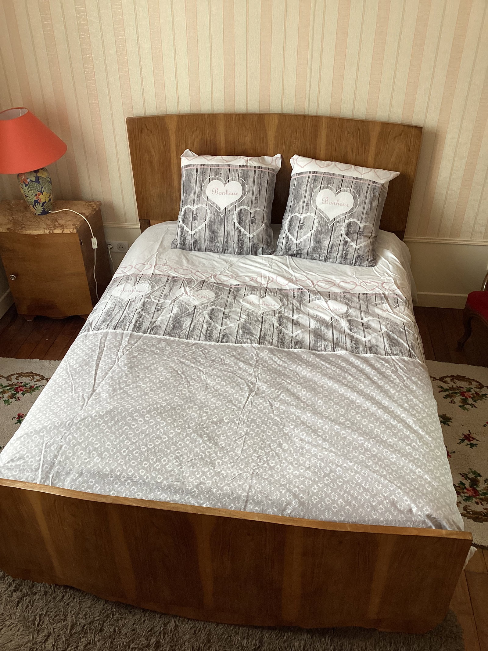 Homestay La Neuville-Roy 667989
