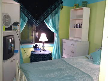 Roomlala | Pokój Kamelia tylko dla kobiet - 450$