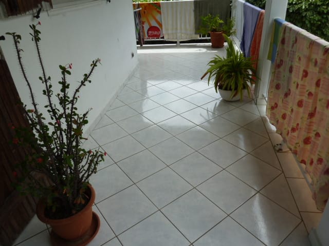 Kolokacja Lamentin 401398