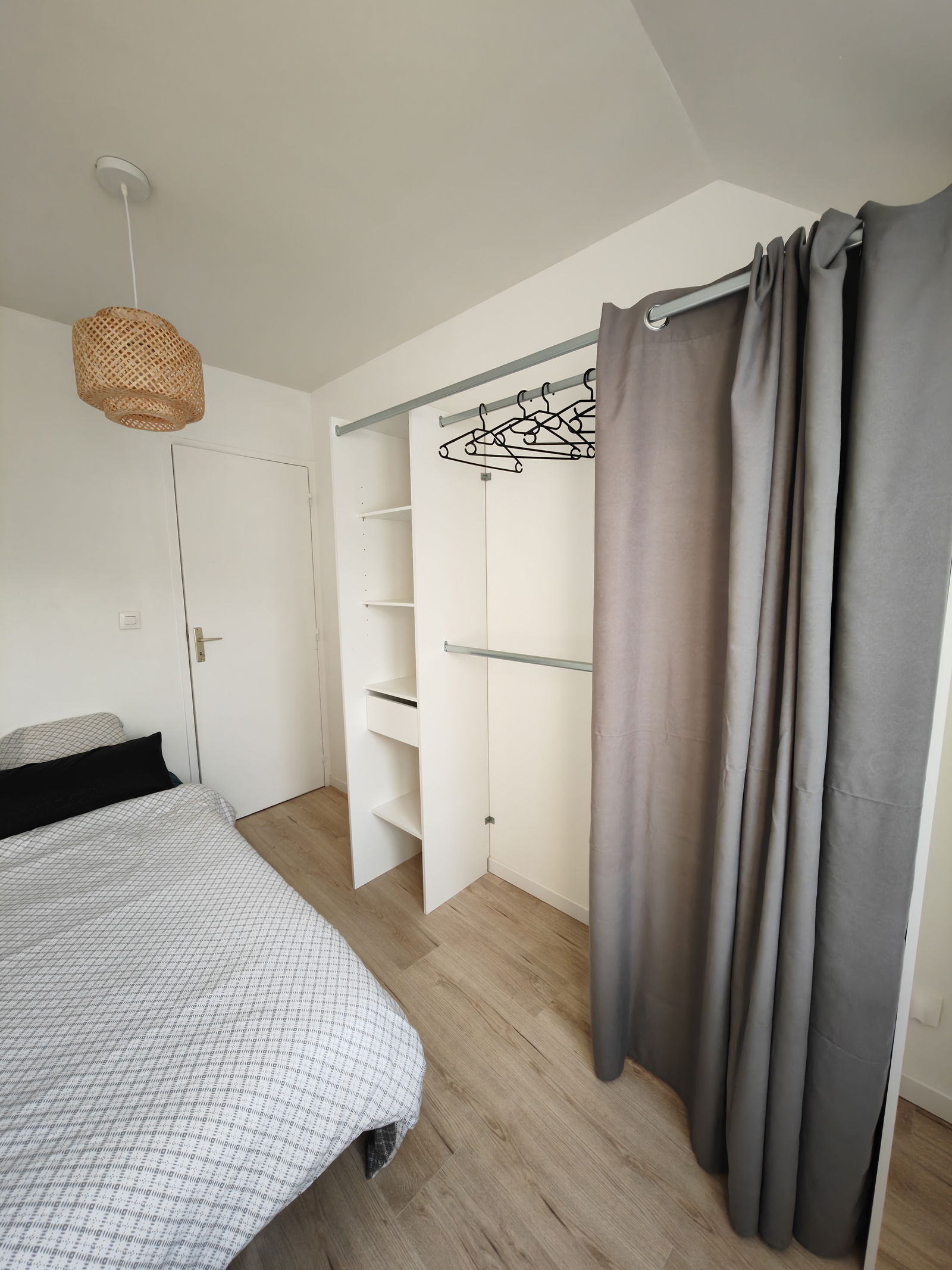 Zakwaterowanie U Rodziny Corbeil-Essonnes 474828