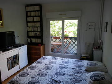 Roomlala | Pokój studencki do wynajęcia 