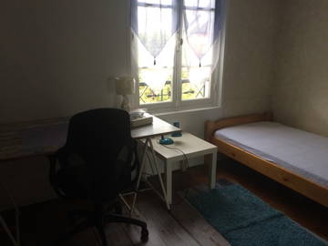 Roomlala | Pokój studencki w domu prywatnym