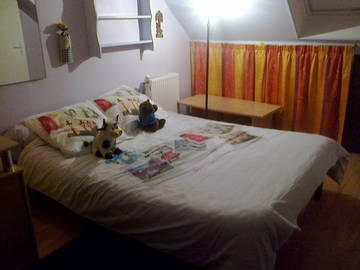 Roomlala | Pokój umeblowany 15 m2 do wynajęcia w domu rezydenta 
