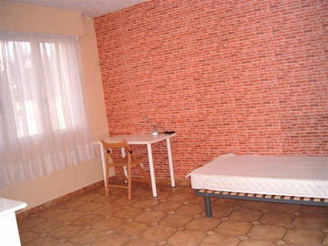Roomlala | Pokój umeblowany 17 m2 do wynajęcia 