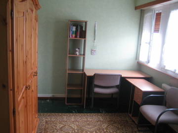 Roomlala | Pokój umeblowany