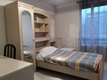 Roomlala | Pokój umeblowany