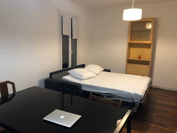 Roomlala | Pokój umeblowany 24 m2 w mieszkaniu 64 m2 / blisko Nation