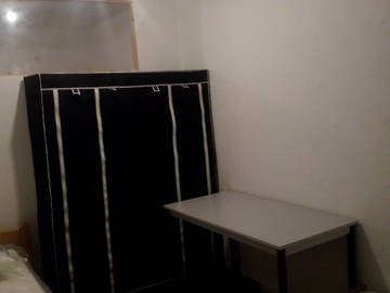 Roomlala | Pokój umeblowany dla kobiet
