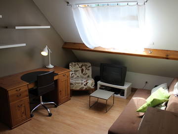 Roomlala | Pokój umeblowany do wynajęcia dla studenta