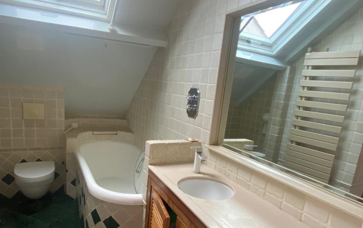 Kolokacja Noisy-le-Grand 356053