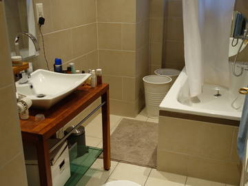 Roomlala | Pokój w domu rezydenta Montreux