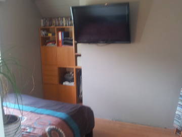Roomlala | Pokój w domu w spokojnej okolicy