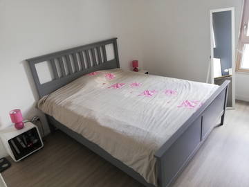 Roomlala | Pokój w dużym mieszkaniu z 2 sypialniami dostępny (kopia)