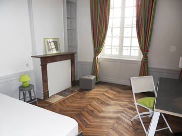 Roomlala | Pokój w mieszkaniu studenckim współdzielonym w Riom Center