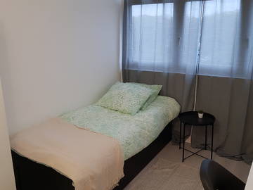 Roomlala | Pokój w mieszkaniu współdzielonym o powierzchni 9m2 w Evry