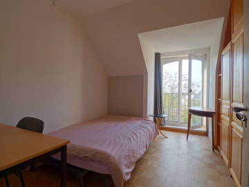 Roomlala | Pokój w willi dzielonej w Woluwe-Saint-Pierre
