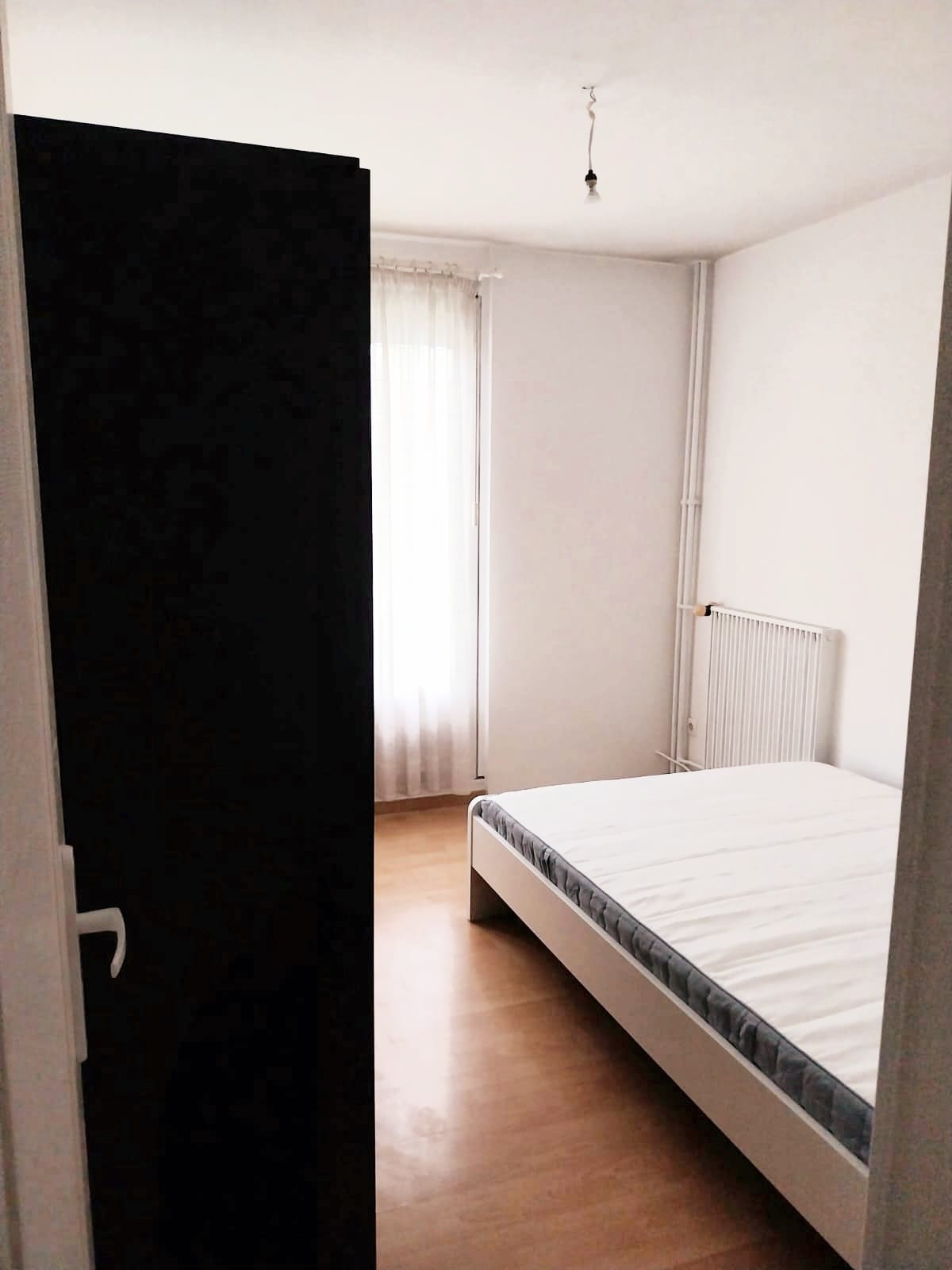 Kolokacja Rosny-sous-Bois 469715