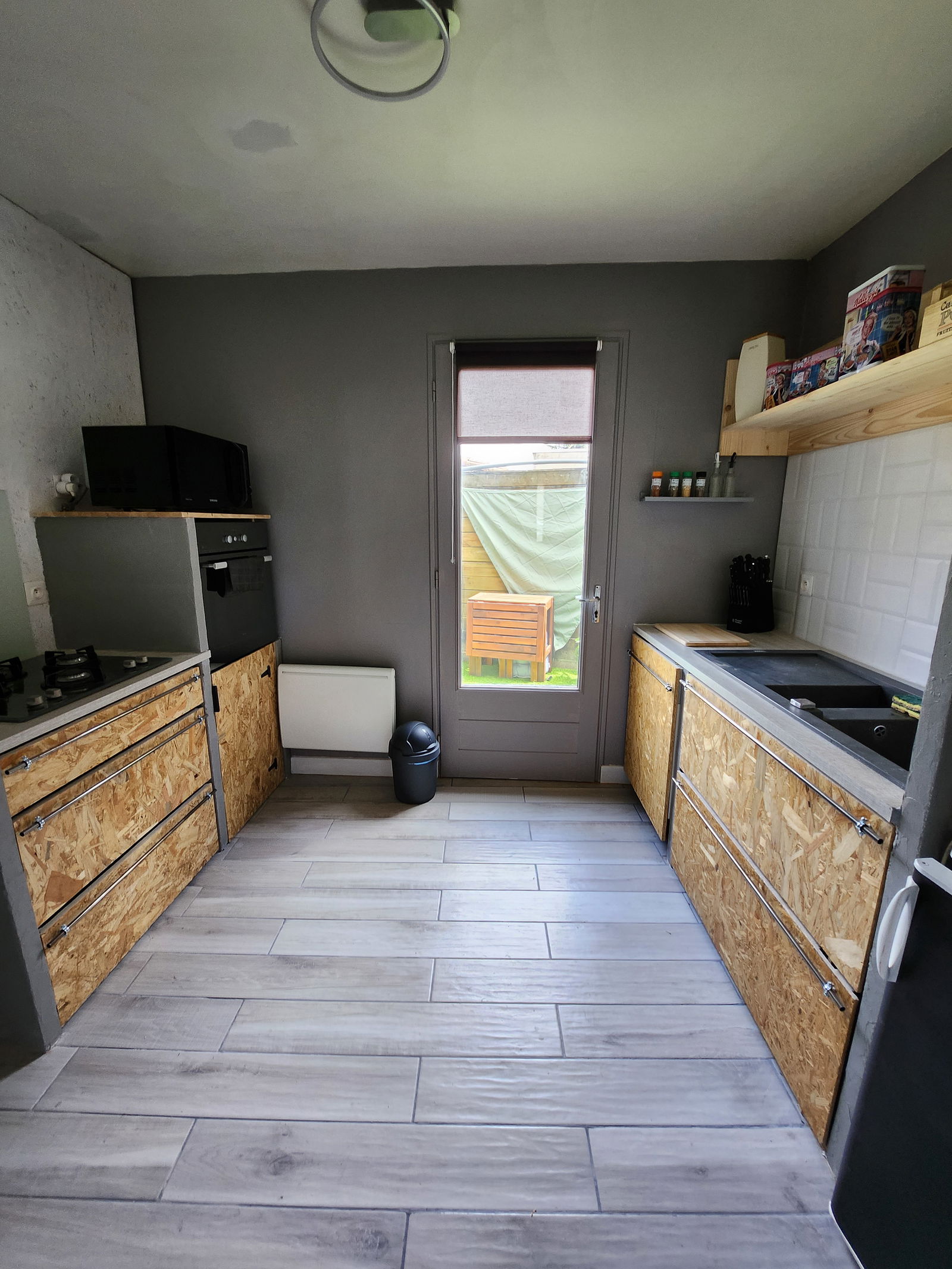 Kolokacja Beaurepaire 592878