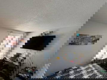 Roomlala | Pokój wynajmowany pod wynajem na okres 3 miesięcy