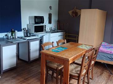 Roomlala | Pokój z aneksem kuchennym wzdłuż Ourthe