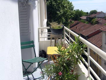 Roomlala | Pokój z kuchnią i balkonem