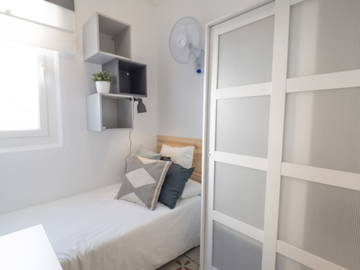 Roomlala | Pokój z łóżkiem pojedynczym (RH16-R2)